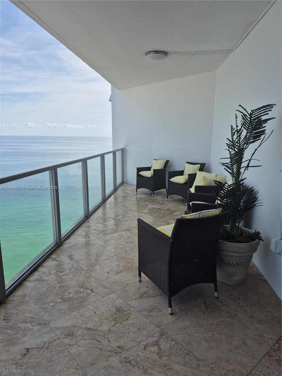 Small Image of 3101 SOUTH OCEAN DR #2707, Hollywood Number 10