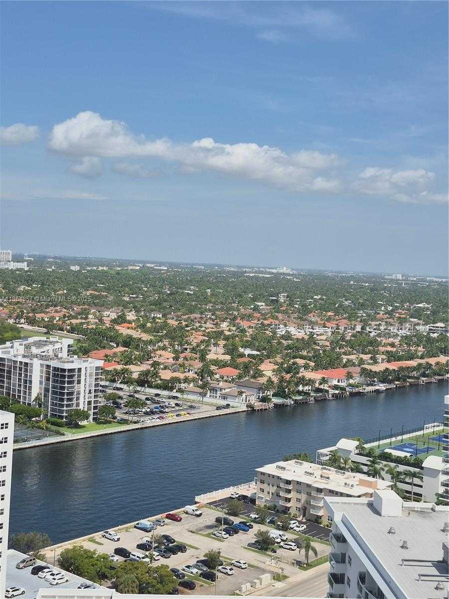 Small Image of 3101 SOUTH OCEAN DR #2707, Hollywood Number 14