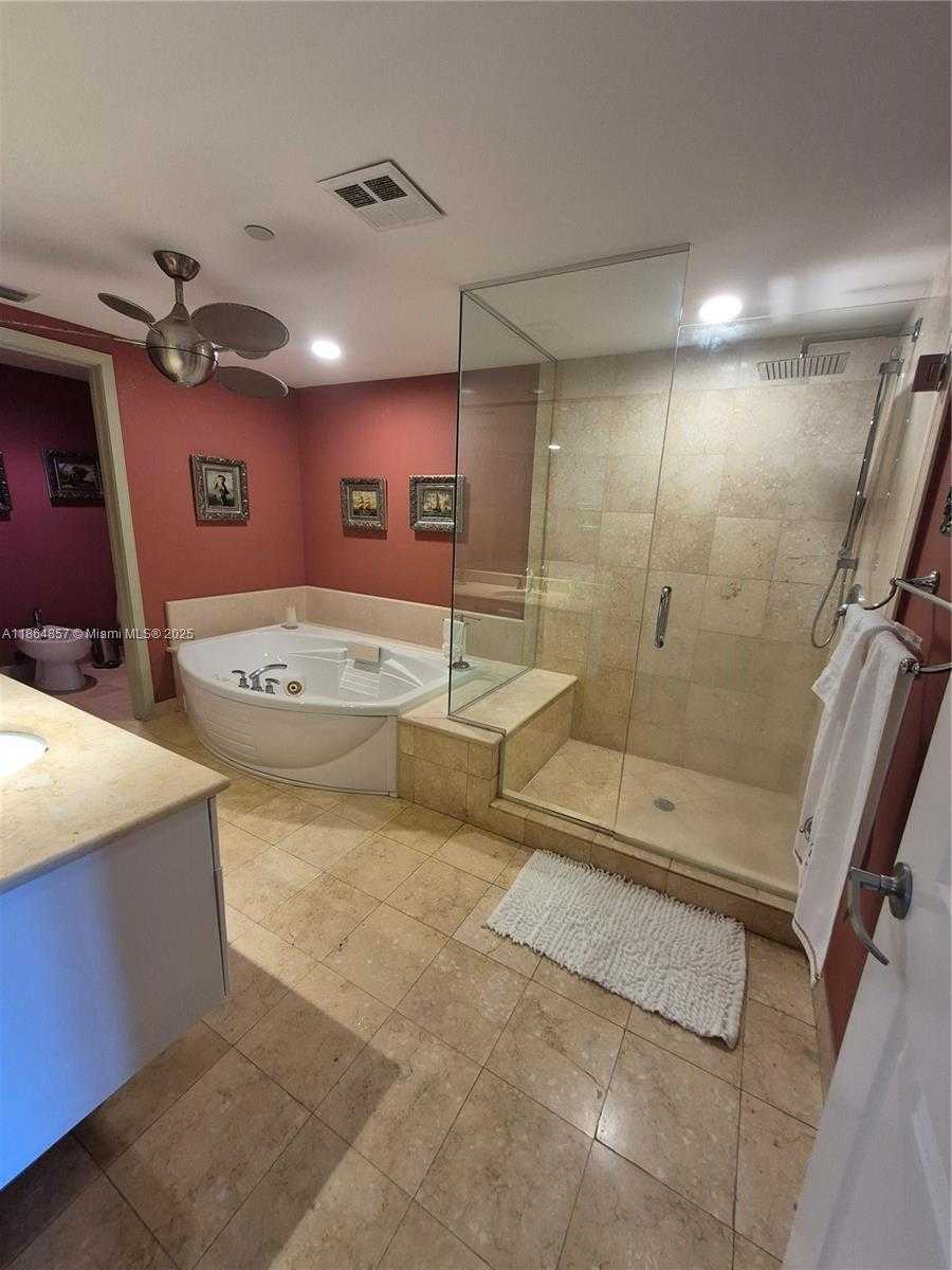 Small Image of 3101 SOUTH OCEAN DR #2707, Hollywood Number 19