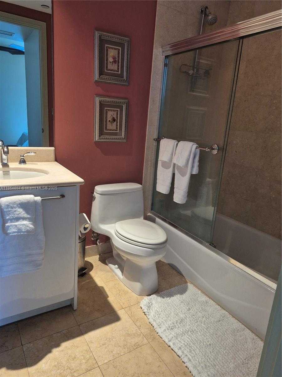 Small Image of 3101 SOUTH OCEAN DR #2707, Hollywood Number 22
