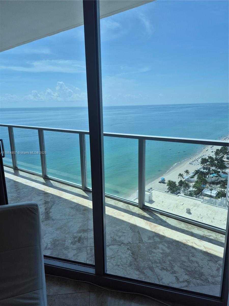Small Image of 3101 SOUTH OCEAN DR #2707, Hollywood Number 25