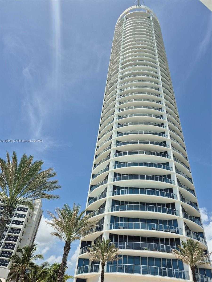 Small Image of 3101 SOUTH OCEAN DR #2707, Hollywood Number 3