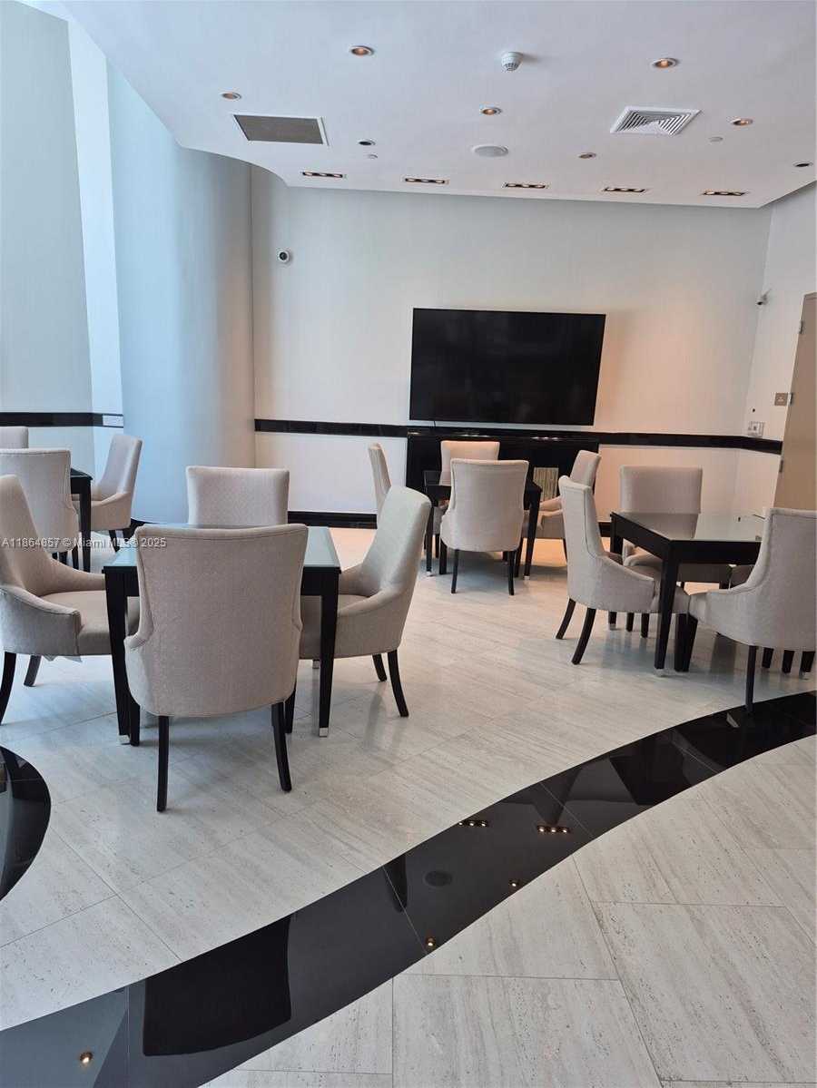Small Image of 3101 SOUTH OCEAN DR #2707, Hollywood Number 35