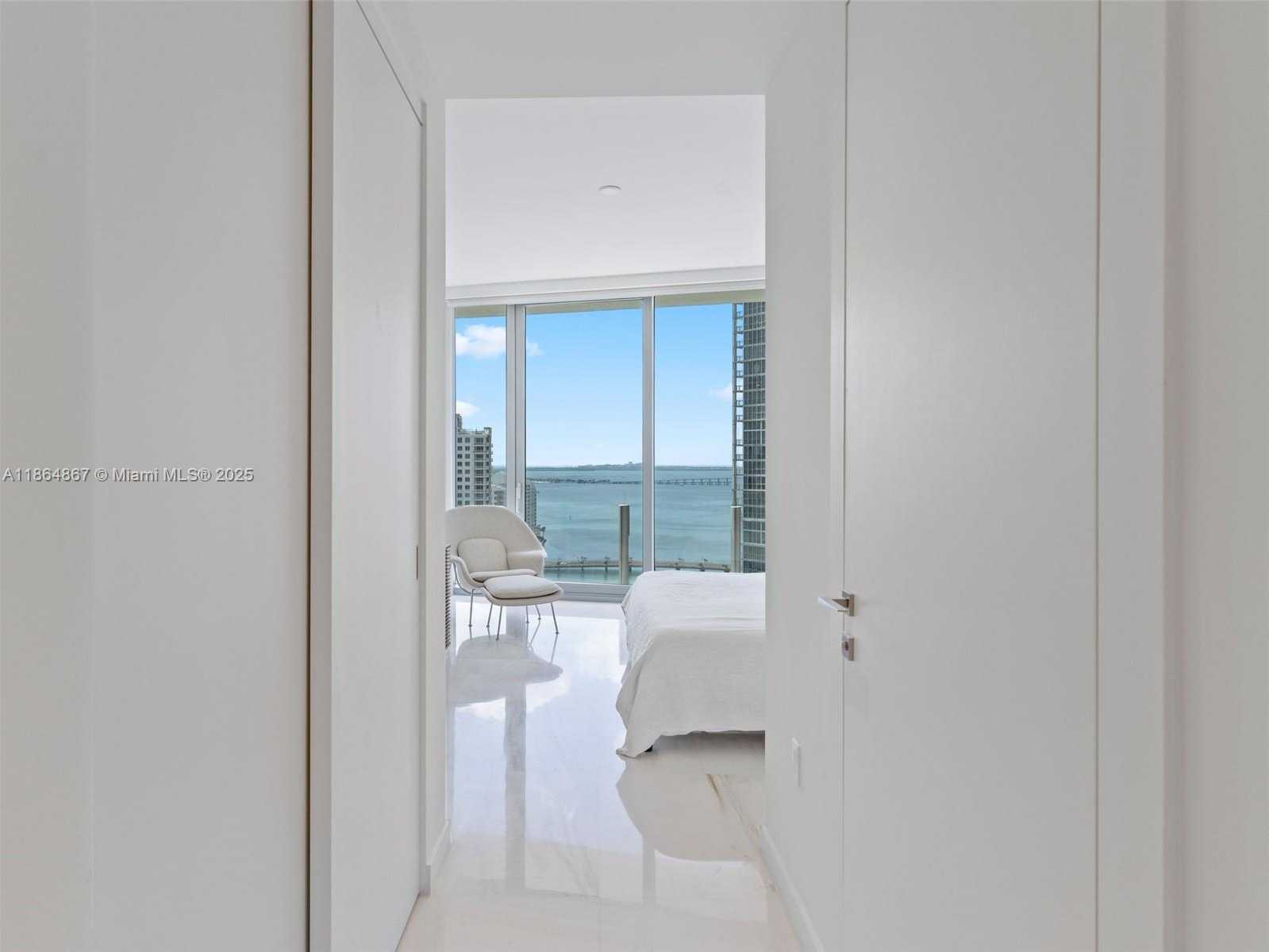 Small Image of 300 BISCAYNE BLVD WAY #2505, Miami Number 19