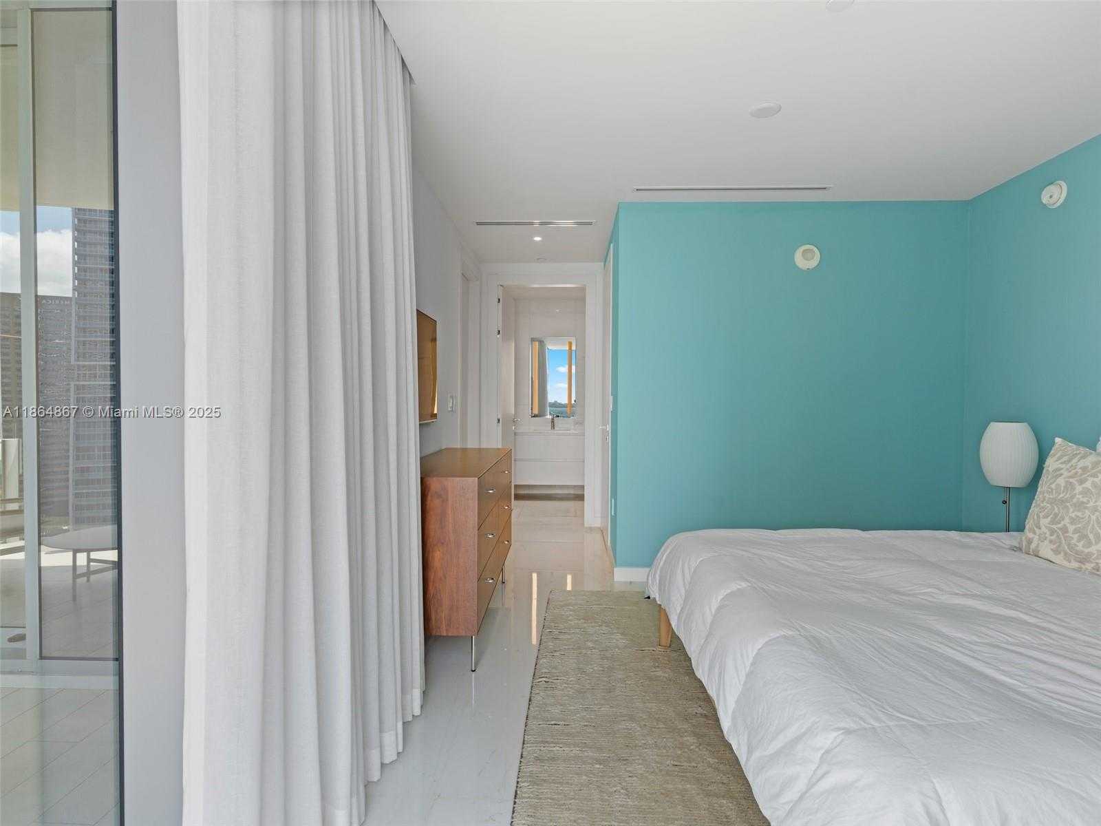 Small Image of 300 BISCAYNE BLVD WAY #2505, Miami Number 28