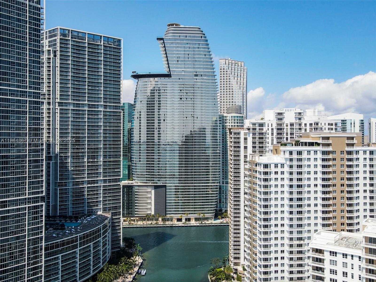 Small Image of 300 BISCAYNE BLVD WAY #2505, Miami Number 3