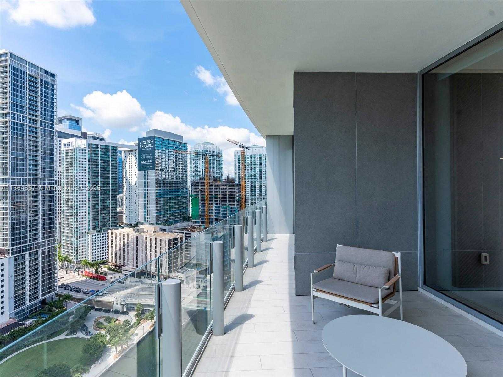 Small Image of 300 BISCAYNE BLVD WAY #2505, Miami Number 41