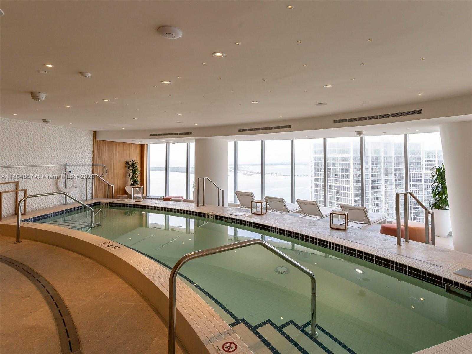 Small Image of 300 BISCAYNE BLVD WAY #2505, Miami Number 46