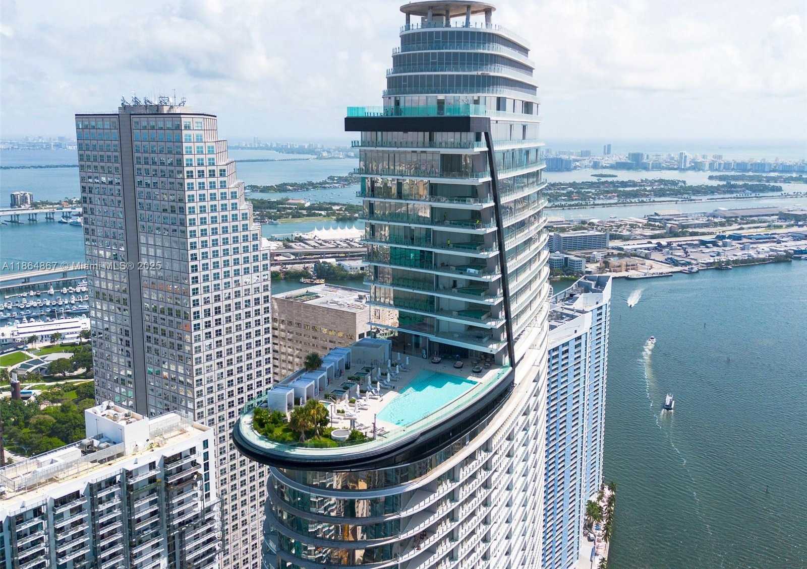 Small Image of 300 BISCAYNE BLVD WAY #2505, Miami Number 52