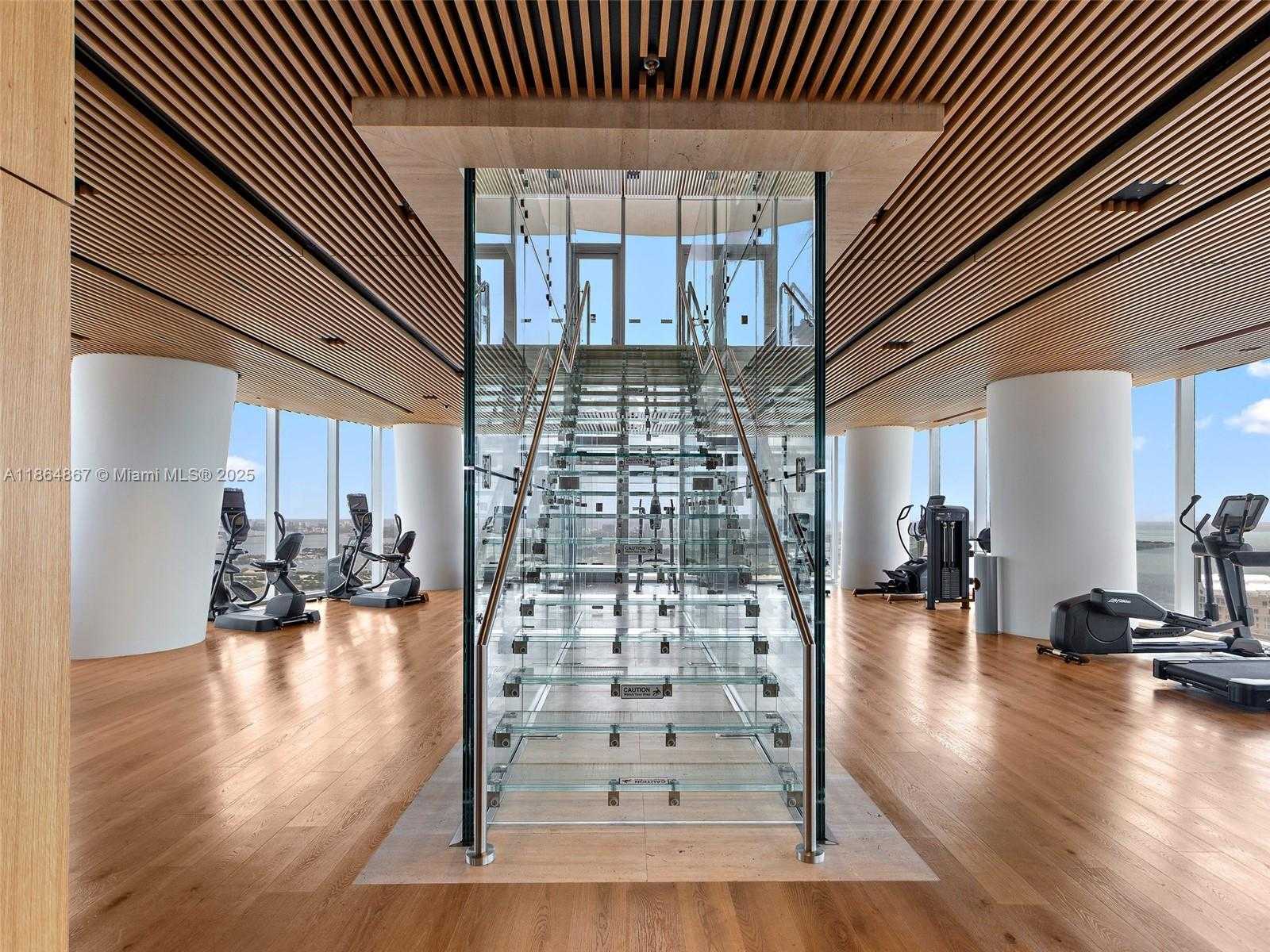Small Image of 300 BISCAYNE BLVD WAY #2505, Miami Number 60