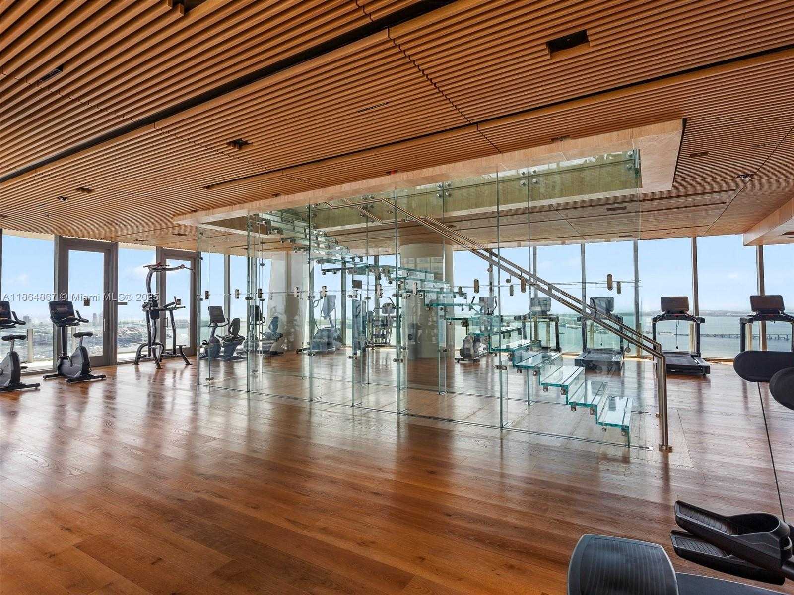 Small Image of 300 BISCAYNE BLVD WAY #2505, Miami Number 61