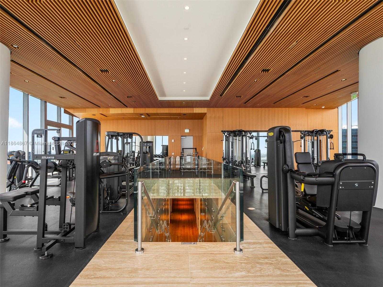 Small Image of 300 BISCAYNE BLVD WAY #2505, Miami Number 62