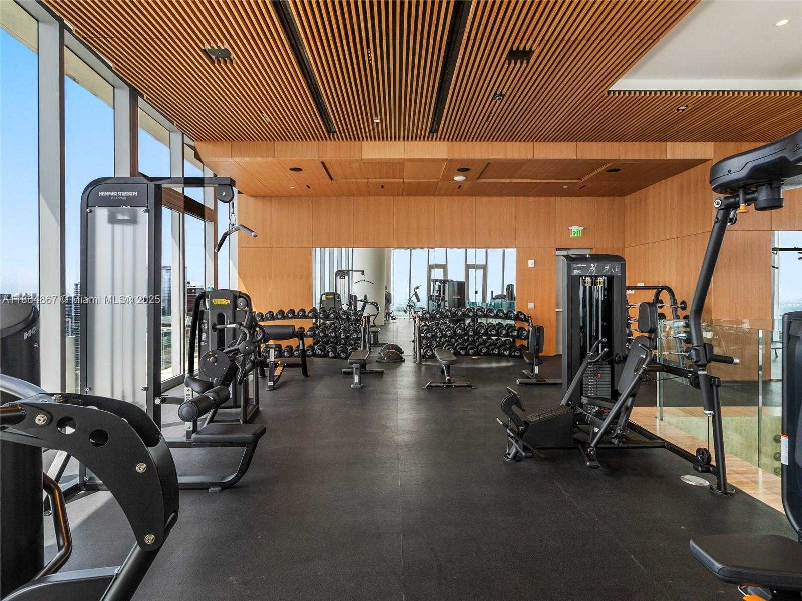 Small Image of 300 BISCAYNE BLVD WAY #2505, Miami Number 63