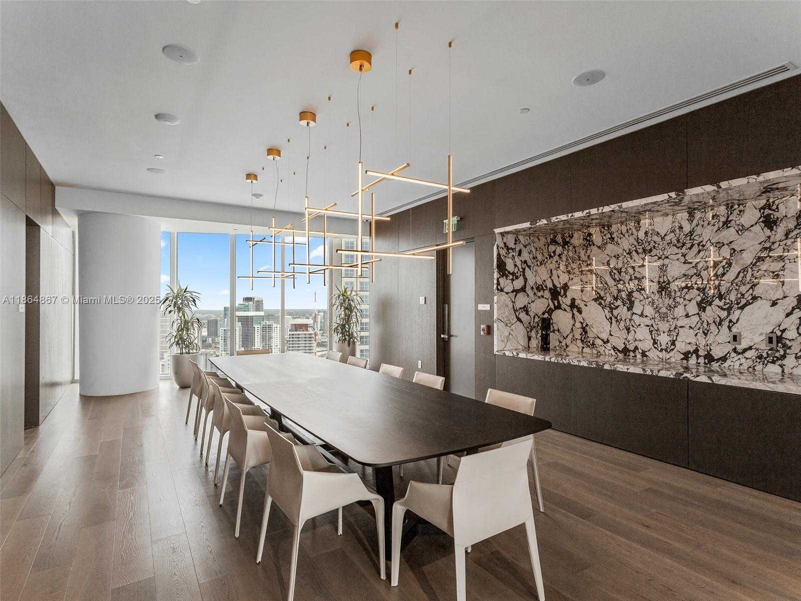 Small Image of 300 BISCAYNE BLVD WAY #2505, Miami Number 68