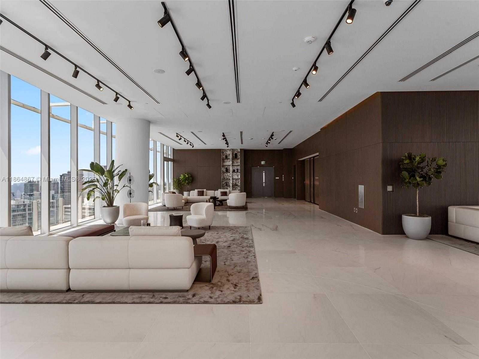 Small Image of 300 BISCAYNE BLVD WAY #2505, Miami Number 71