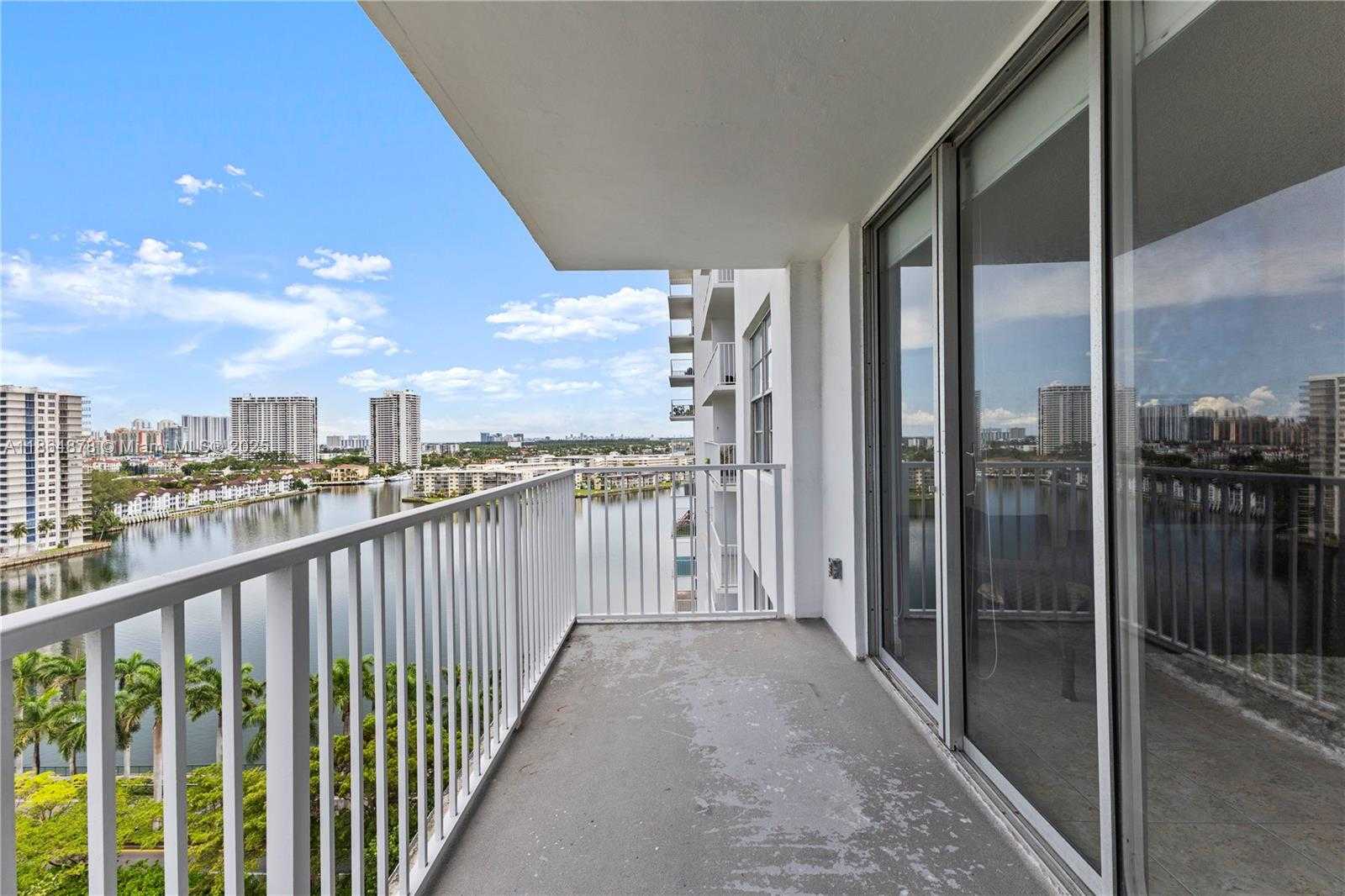 Small Image of 2801 NORTH EAST 183RD ST #1510W, Aventura Number 1