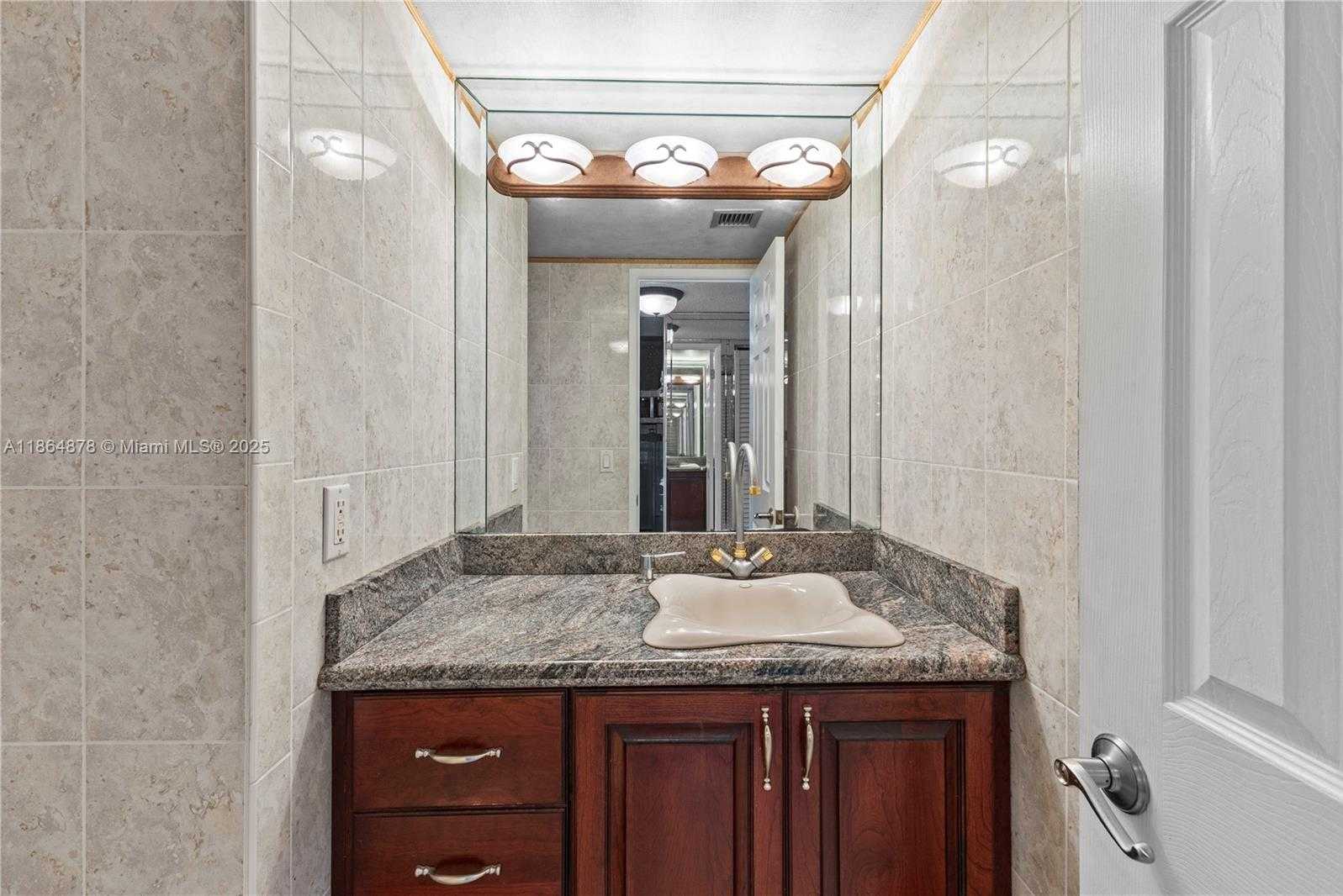 Small Image of 2801 NORTH EAST 183RD ST #1510W, Aventura Number 23