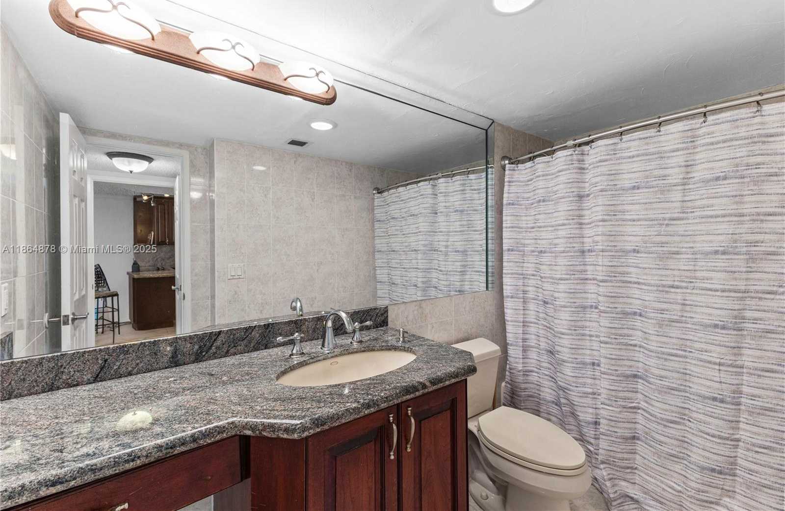 Small Image of 2801 NORTH EAST 183RD ST #1510W, Aventura Number 26