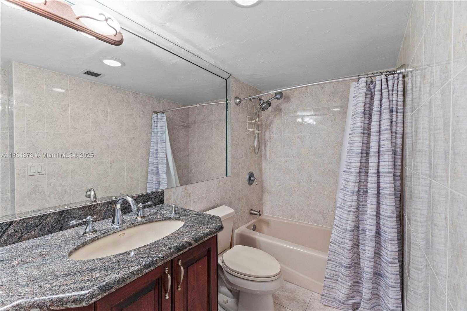 Small Image of 2801 NORTH EAST 183RD ST #1510W, Aventura Number 28