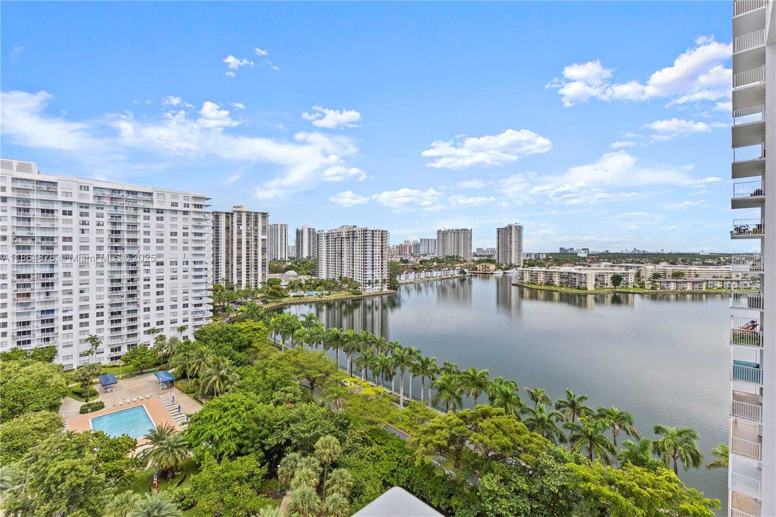 Small Image of 2801 NORTH EAST 183RD ST #1510W, Aventura Number 4