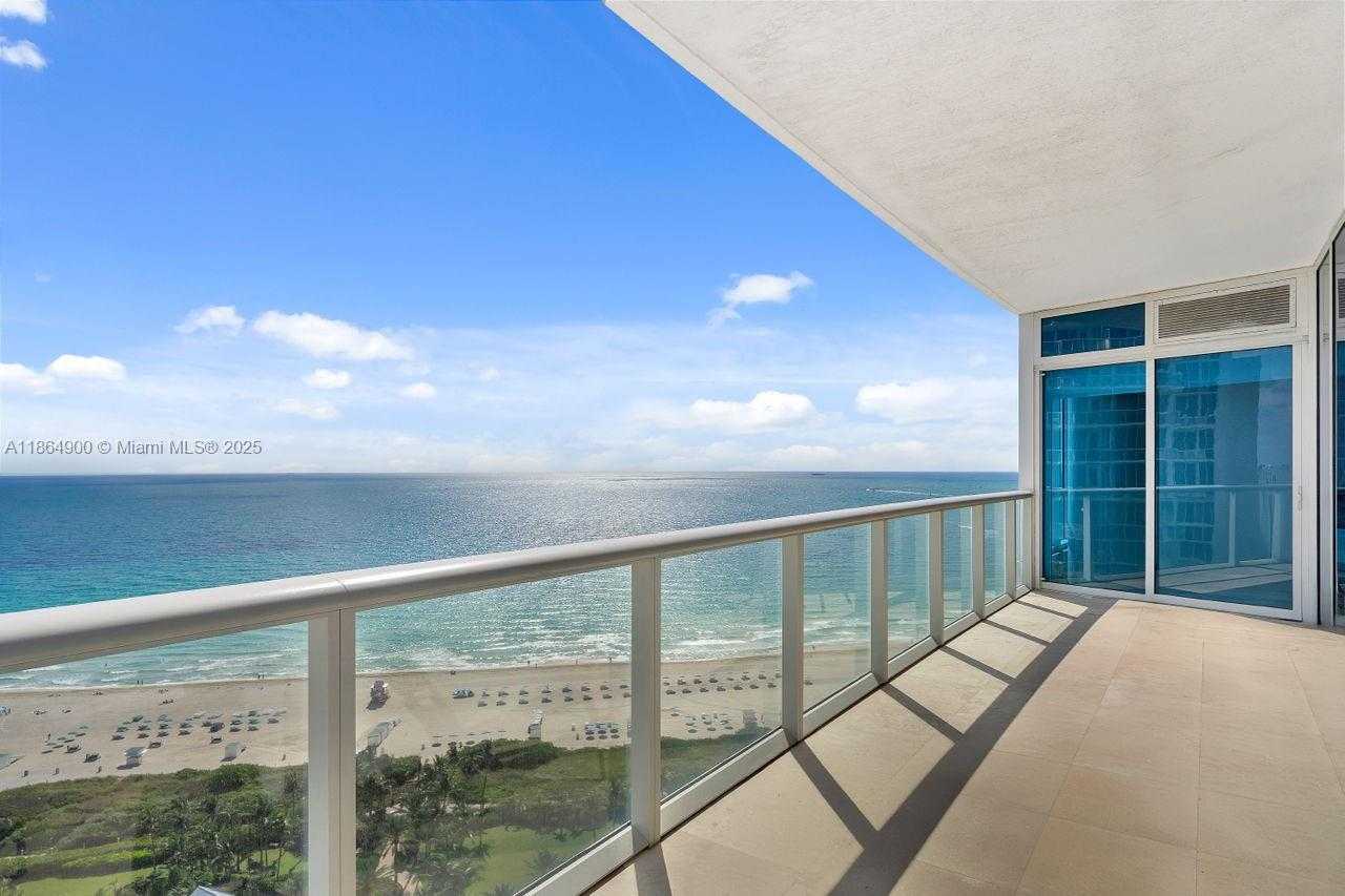 Small Image of 100 SOUTH POINTE DR #2208, Miami Beach Number 18