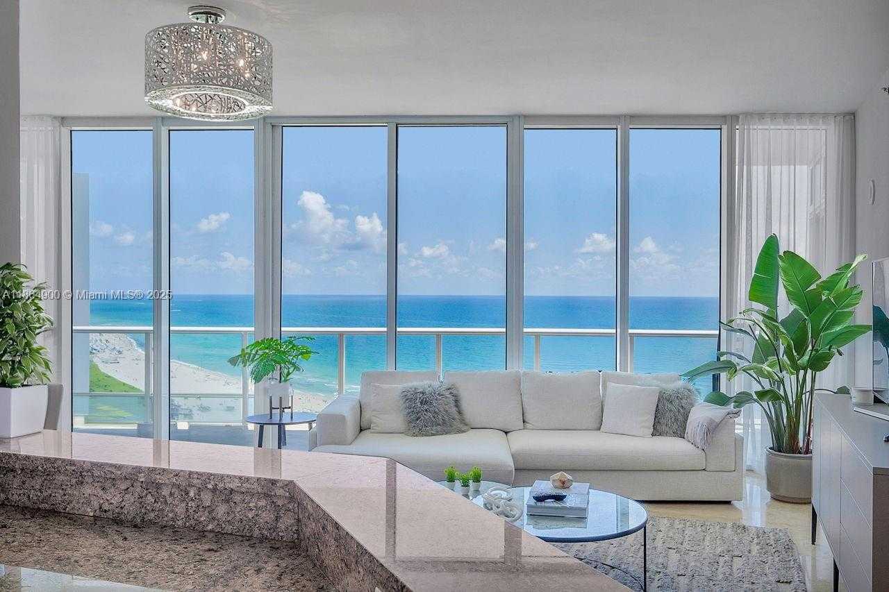 Small Image of 100 SOUTH POINTE DR #2208, Miami Beach Number 24
