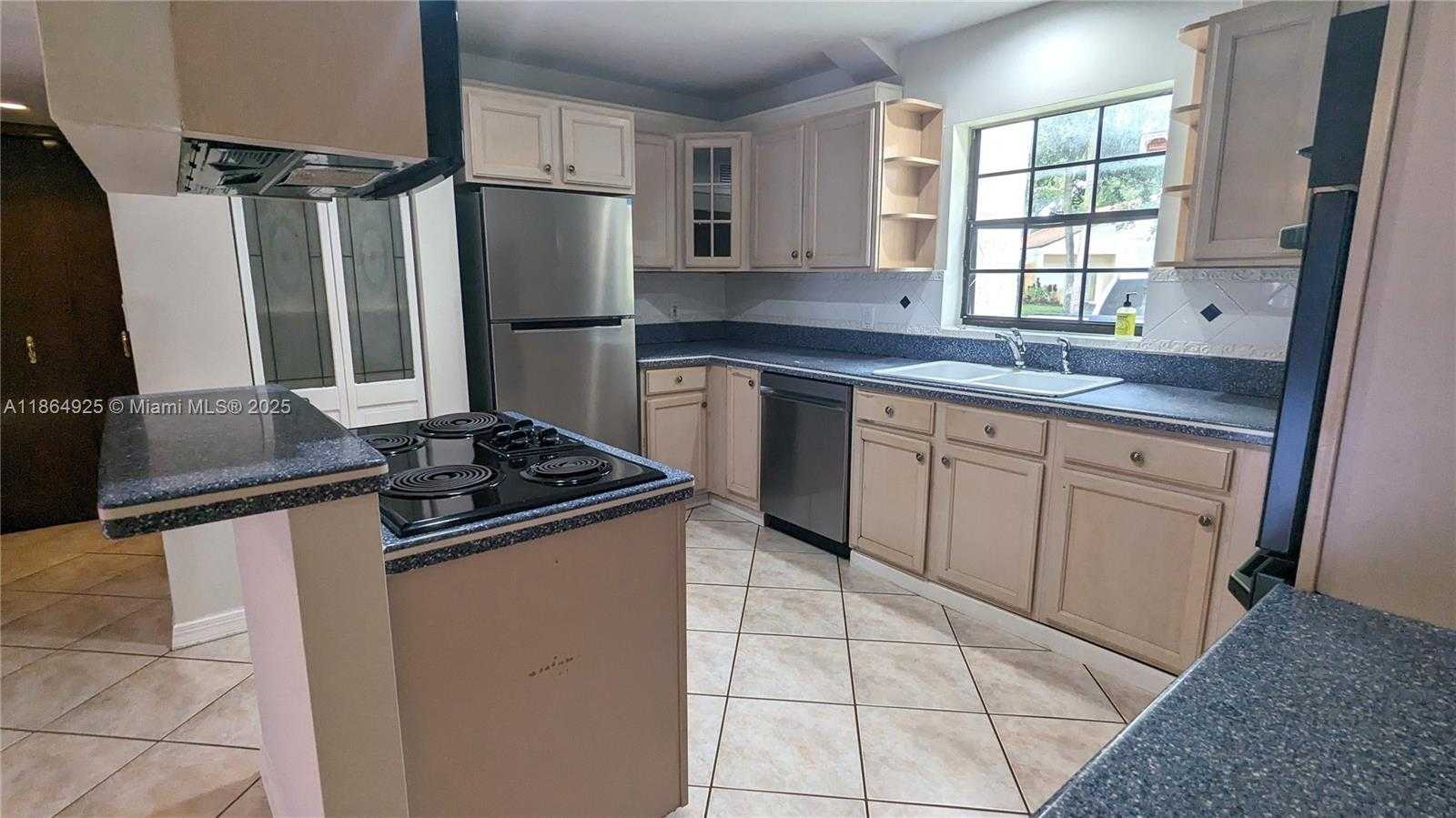 Small Image of 11572 NORTH WEST 2ND ST, Plantation Number 4