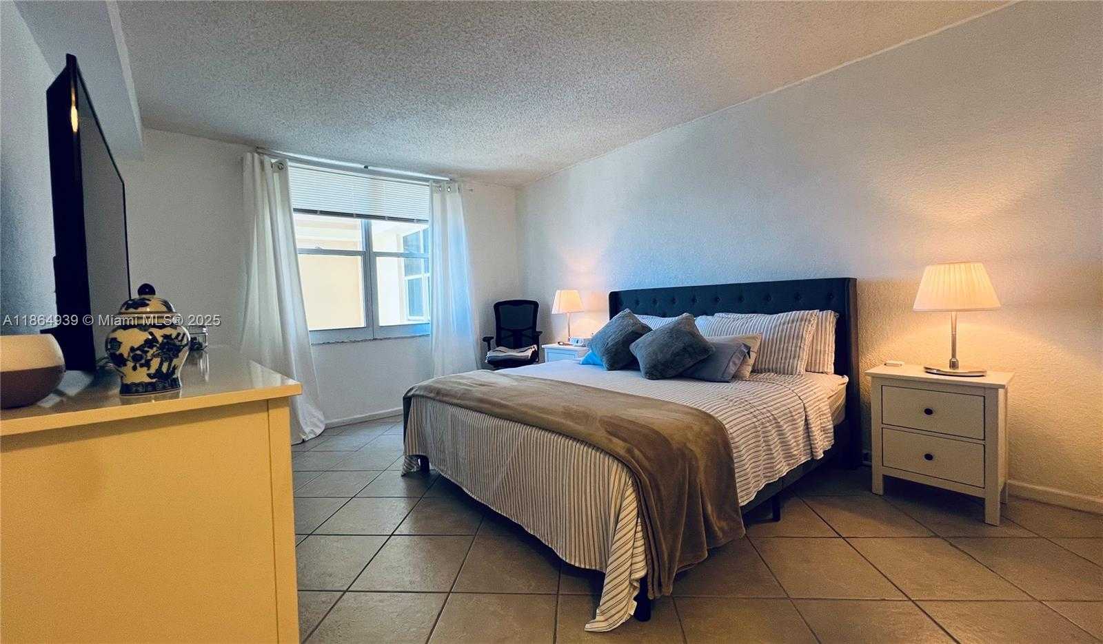 Small Image of 2501 SOUTH OCEAN DR #918, Hollywood Number 16