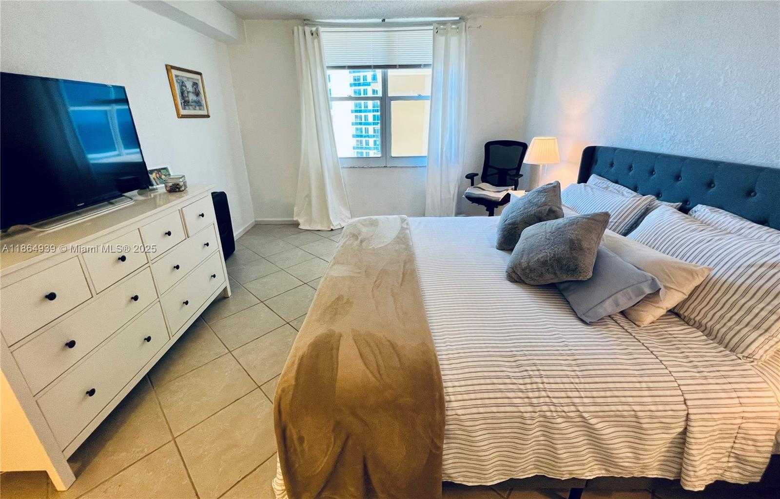 Small Image of 2501 SOUTH OCEAN DR #918, Hollywood Number 17
