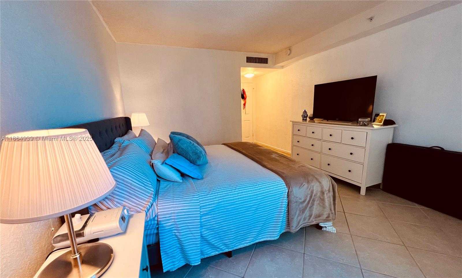 Small Image of 2501 SOUTH OCEAN DR #918, Hollywood Number 19
