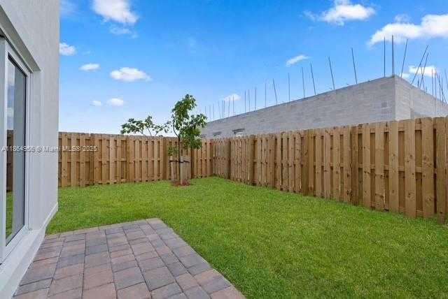 Small Image of 13351 SOUTH WEST 274 ST, Miami Number 19