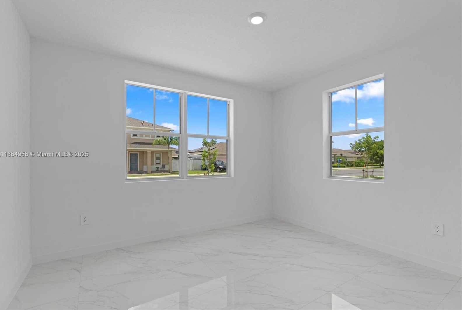 Small Image of 13351 SOUTH WEST 274 ST, Miami Number 30
