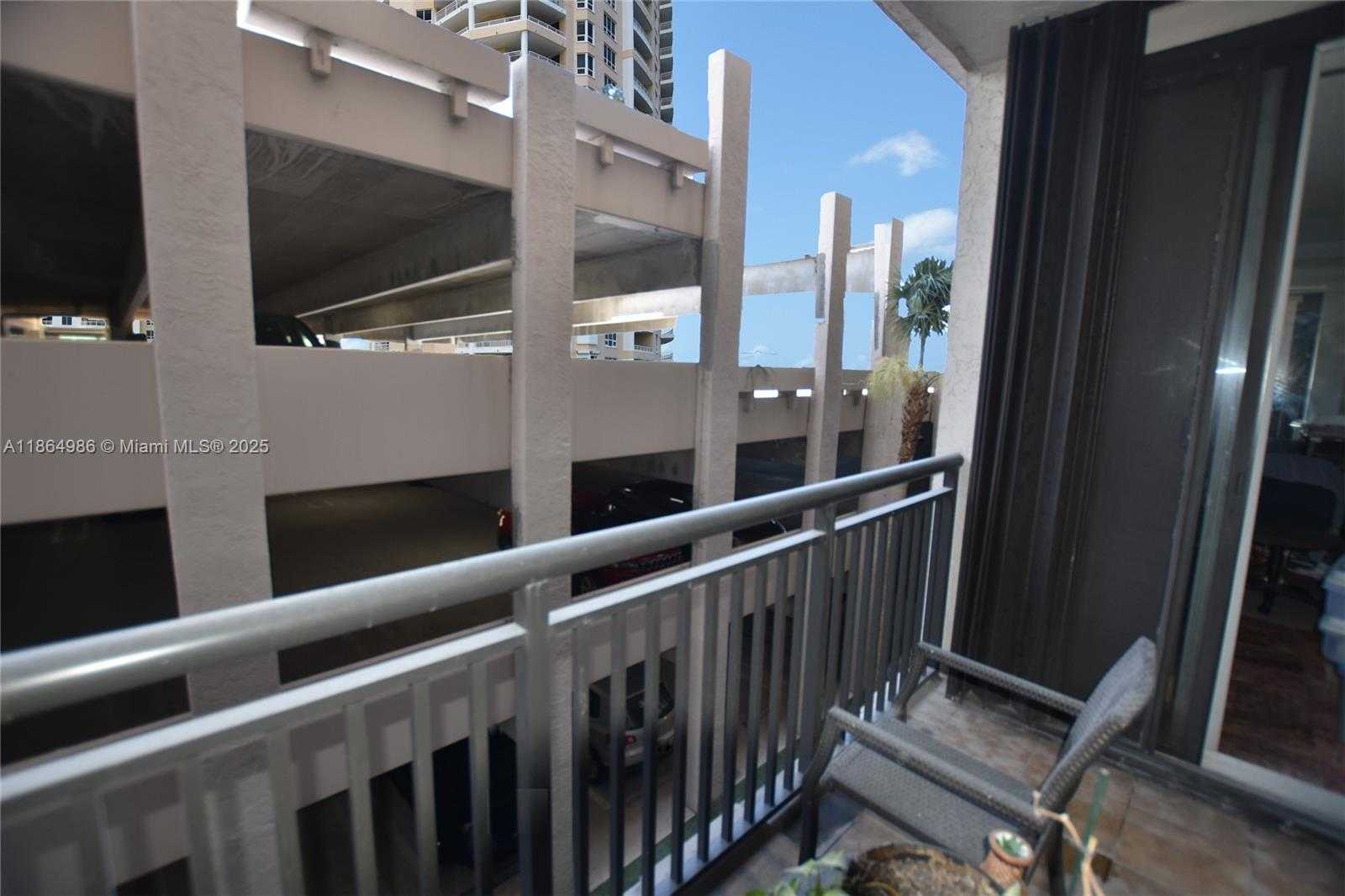 Small Image of 540 BRICKELL KEY DR #316, Miami Number 13