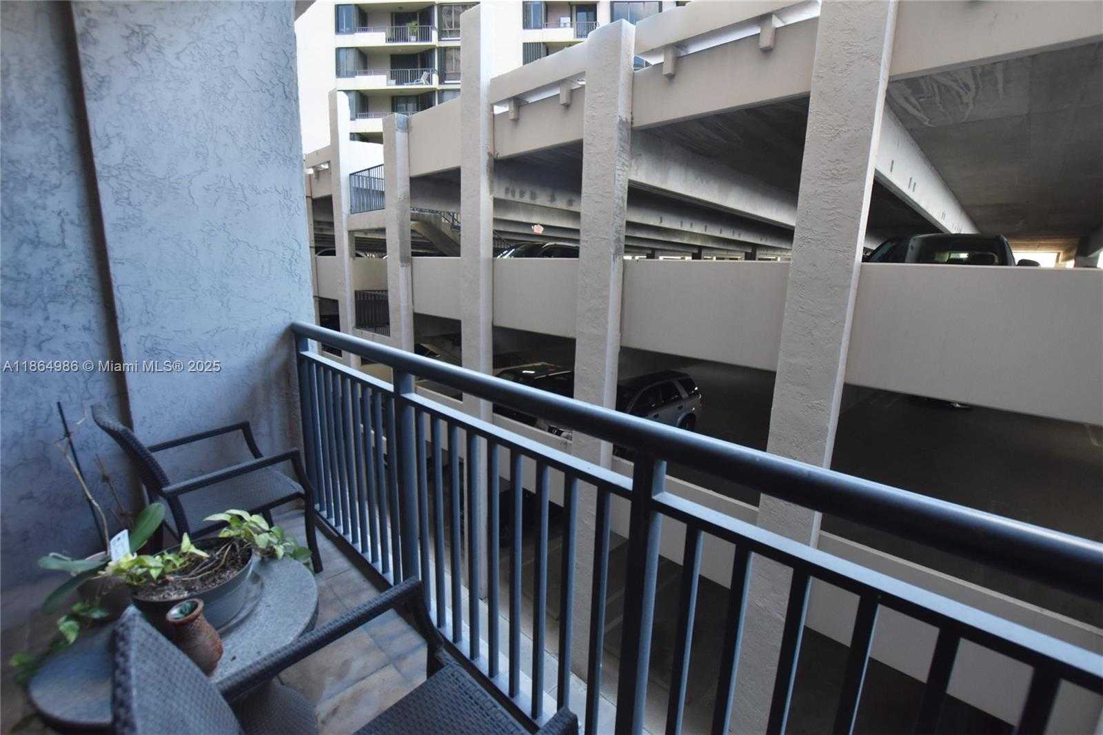 Small Image of 540 BRICKELL KEY DR #316, Miami Number 9