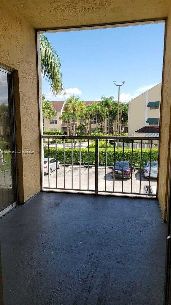 Small Image of 15295 SOUTH WEST 107TH LN #1008, Miami Number 18