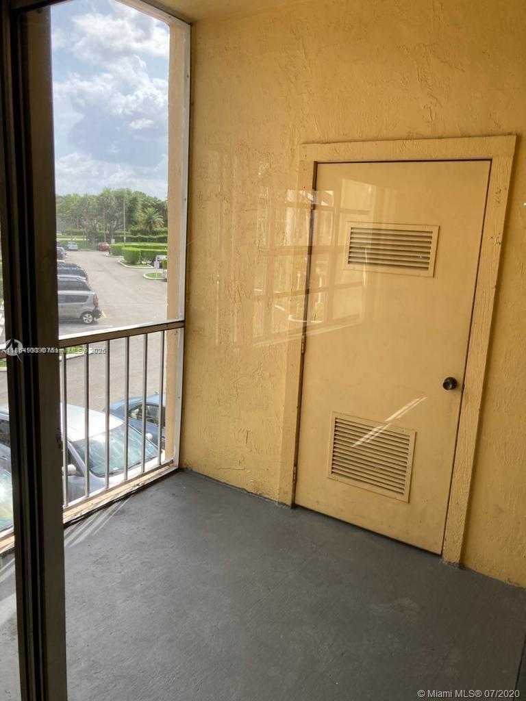 Small Image of 15295 SOUTH WEST 107TH LN #1008, Miami Number 19