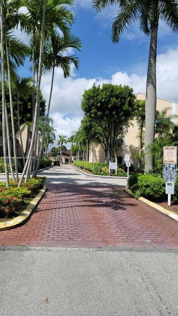 Small Image of 15295 SOUTH WEST 107TH LN #1008, Miami Number 3