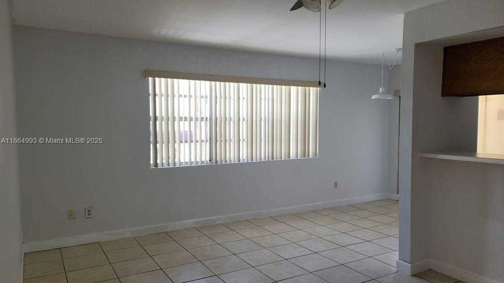 Small Image of 15295 SOUTH WEST 107TH LN #1008, Miami Number 7