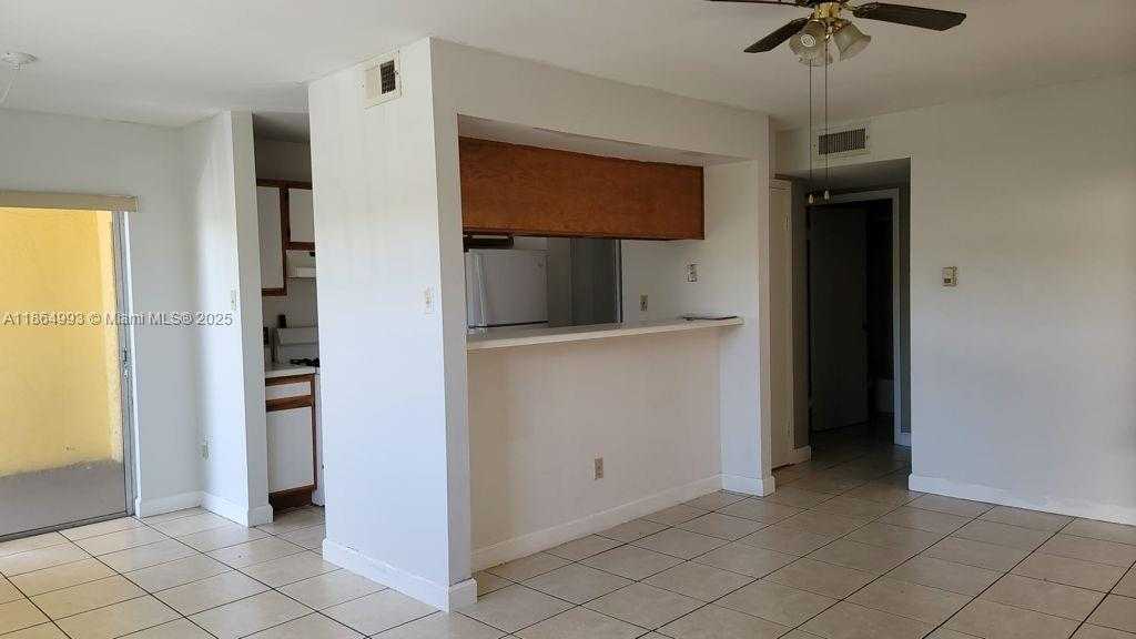 Small Image of 15295 SOUTH WEST 107TH LN #1008, Miami Number 8