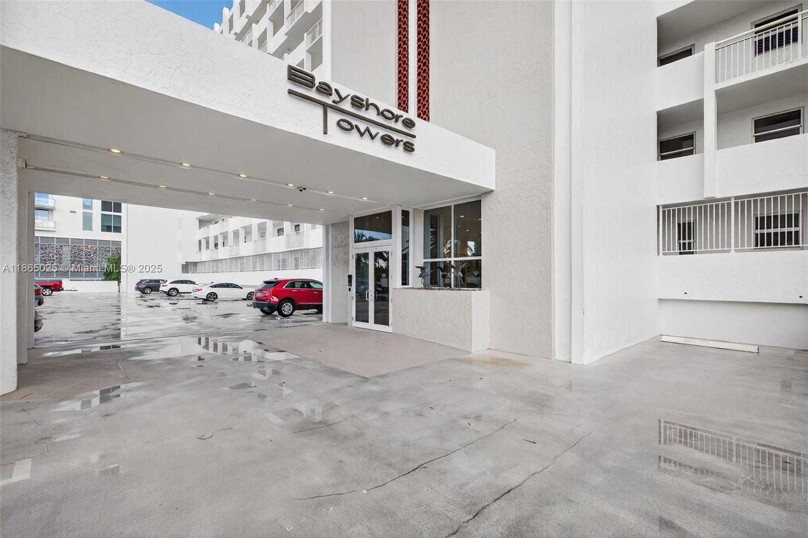 Small Image of 511 BAYSHORE DR #1005, Fort Lauderdale Number 14