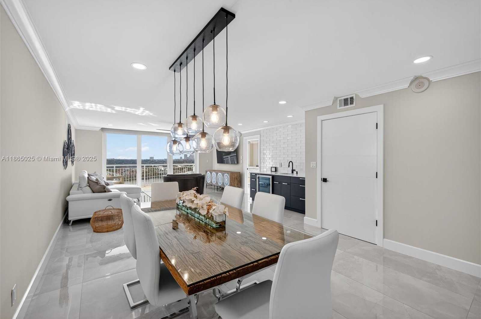 Small Image of 511 BAYSHORE DR #1005, Fort Lauderdale Number 21