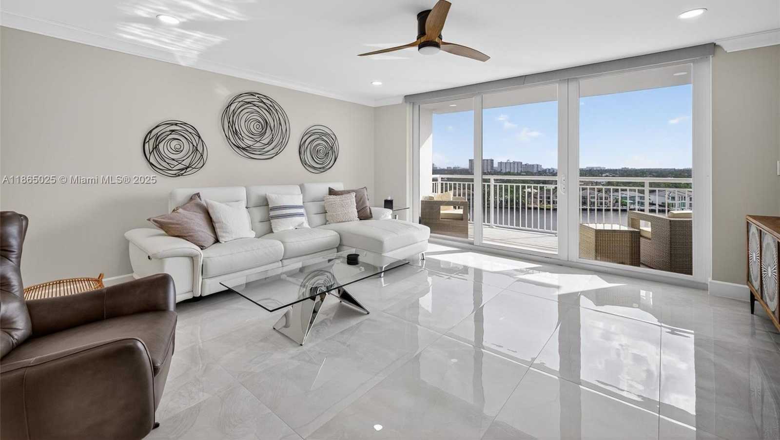 Small Image of 511 BAYSHORE DR #1005, Fort Lauderdale Number 23