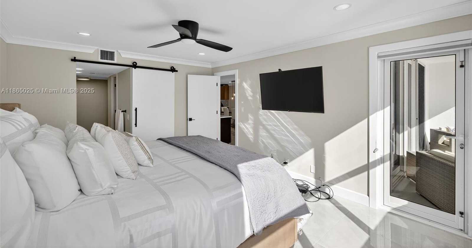 Small Image of 511 BAYSHORE DR #1005, Fort Lauderdale Number 34