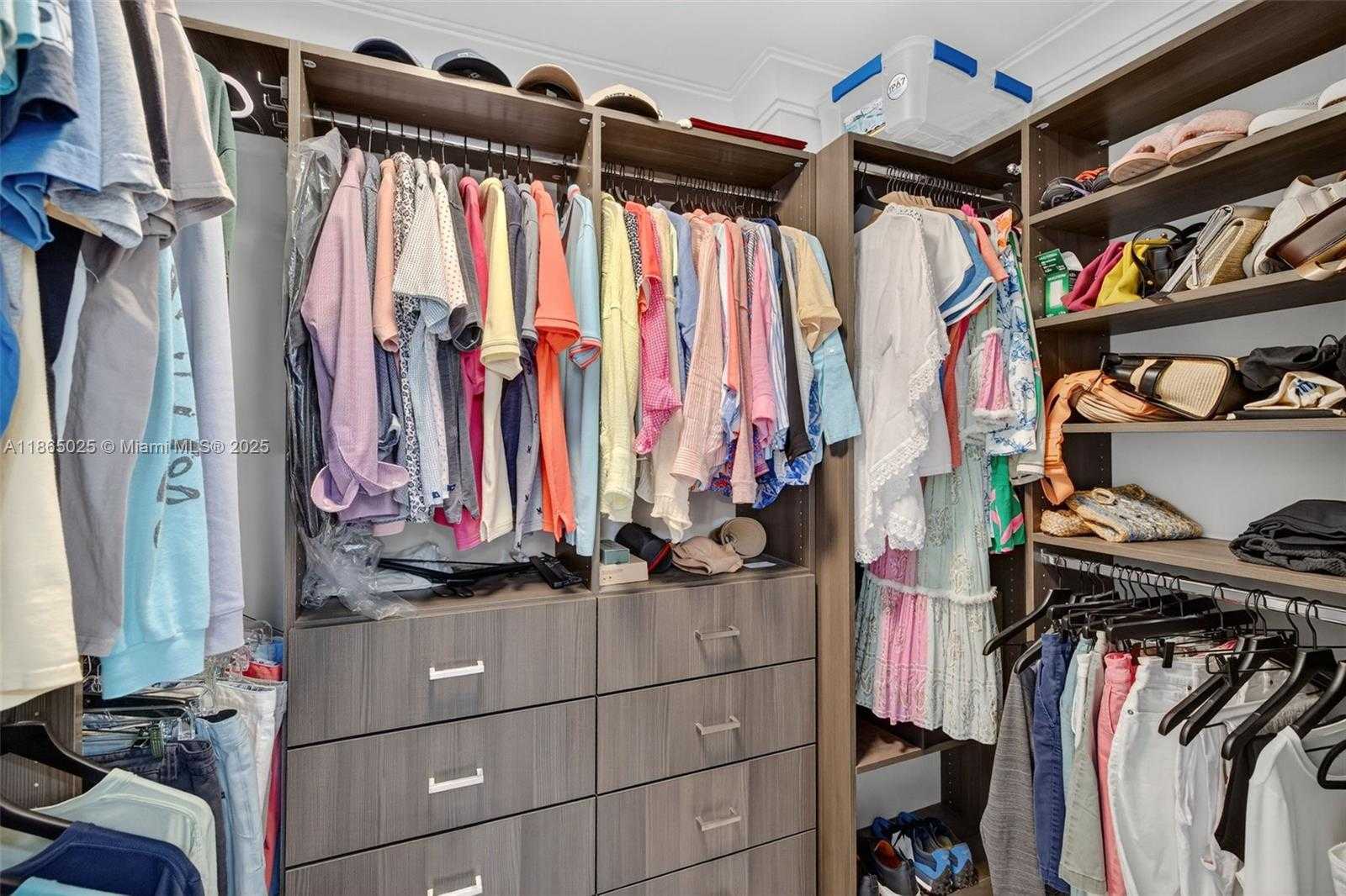 Small Image of 511 BAYSHORE DR #1005, Fort Lauderdale Number 37