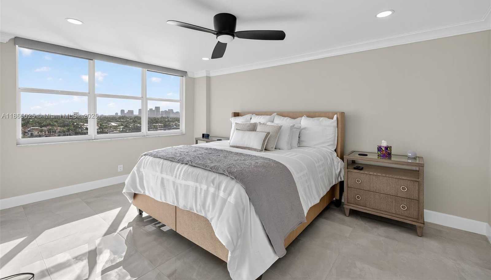 Small Image of 511 BAYSHORE DR #1005, Fort Lauderdale Number 7