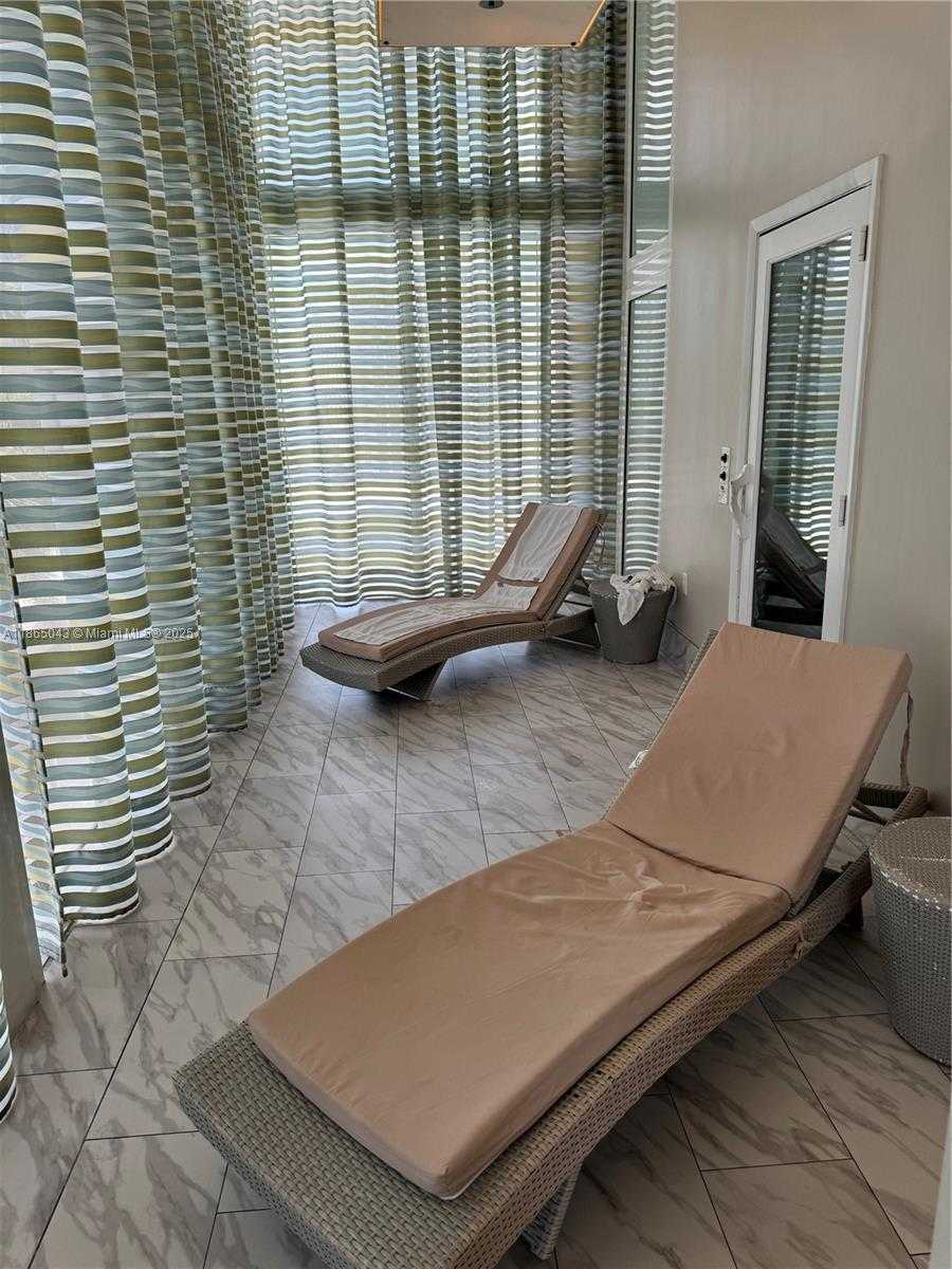 Small Image of 50 BISCAYNE BLVD #3405, Miami Number 24