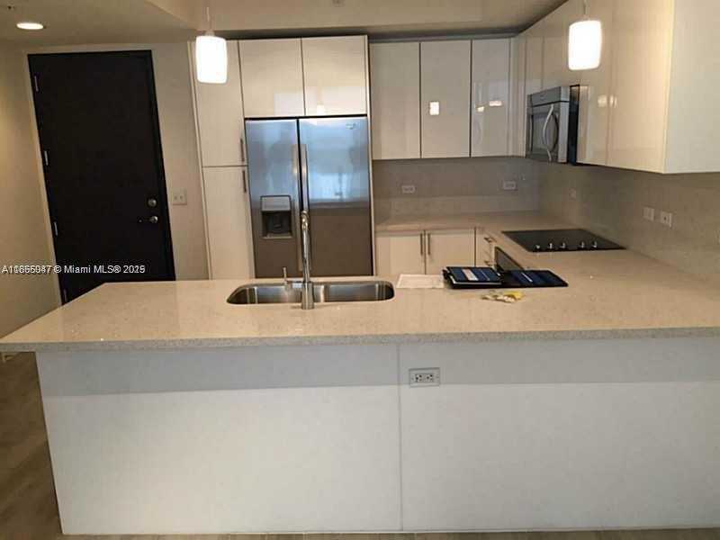 Small Image of 999 SOUTH WEST 1ST AVE #1809, Miami Number 9