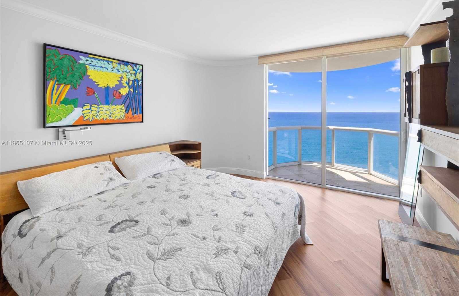 Small Image of 6365 COLLINS AVE #2703, Miami Beach Number 24