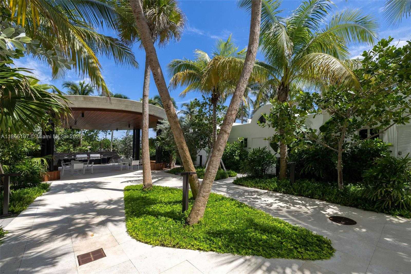 Small Image of 6365 COLLINS AVE #2703, Miami Beach Number 55