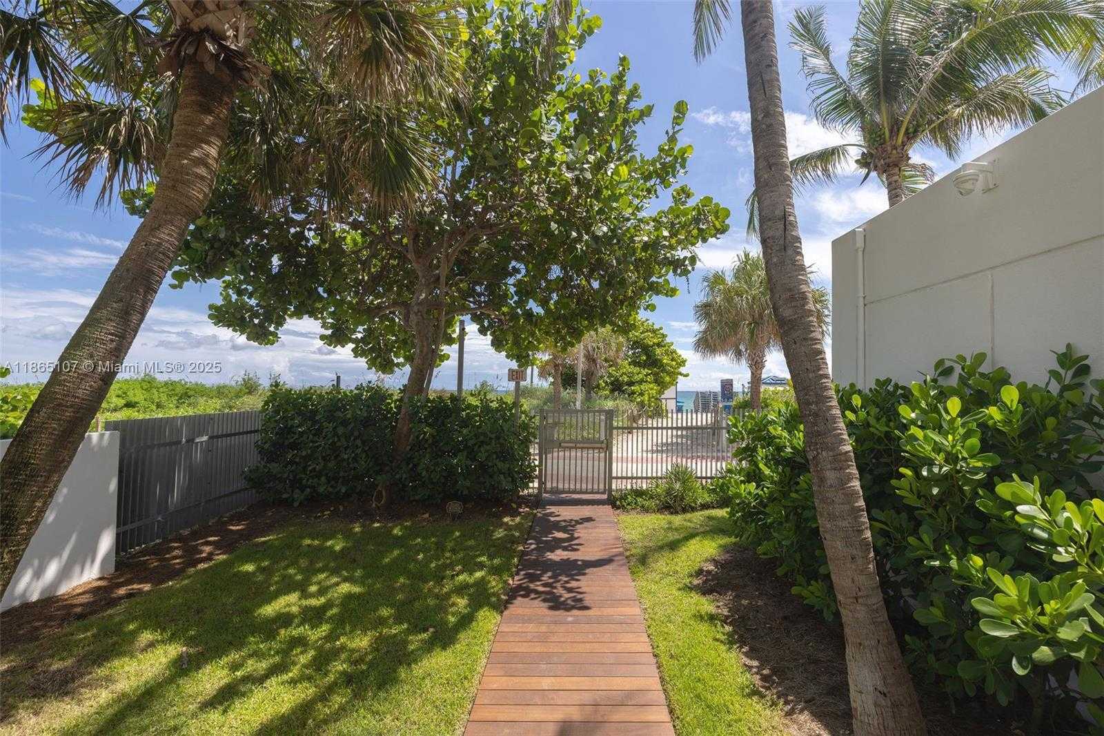 Small Image of 6365 COLLINS AVE #2703, Miami Beach Number 60